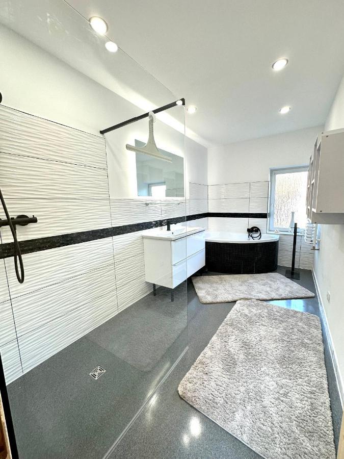 Ferienwohnung Zur Hohe Str Bad Langensalza Bagian luar foto